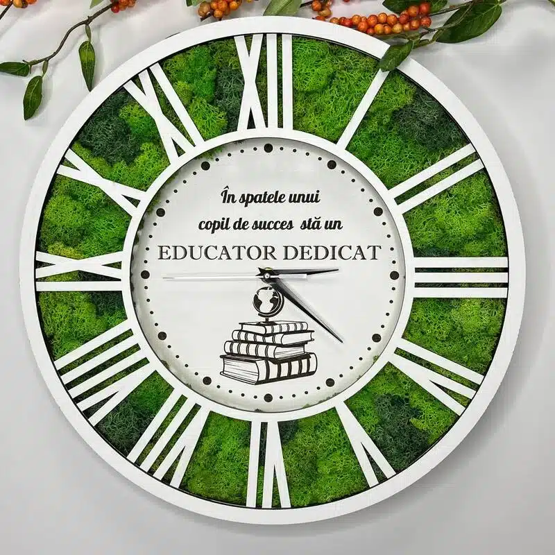 photo_18_2025-05-02_18-06-19-1.webp Ceas Personalizat pentru Educător - imagine 1